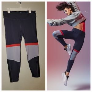 Reebok Workout Ready Meet You There Paneled Poly Tights